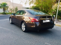 للبيع نيسان Altima 2013