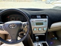 للبيع تويوتا camry 2010