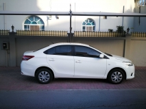 للبيع تويوتا Yaris 2015