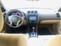 للبيع نيسان Altima 2012