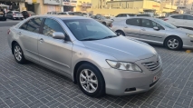 للبيع تويوتا camry 2008