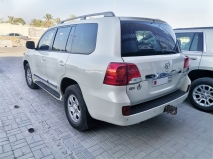 للبيع تويوتا Land Cruiser  2015