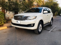 للبيع تويوتا Fortuner 2015