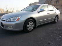 للبيع هوندا Accord 2007