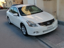 للبيع نيسان Altima 2011