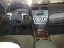 للبيع تويوتا camry 2010