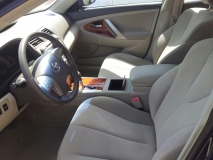 للبيع تويوتا camry 2010