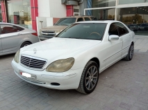 للبيع مرسيديس S class 2001