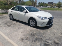 للبيع تويوتا camry 2017