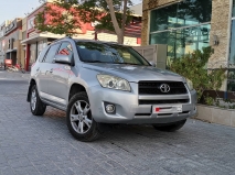 للبيع تويوتا RAV4 2011