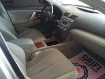 للبيع تويوتا camry 2007