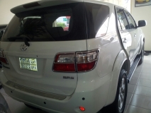 للبيع تويوتا Fortuner 2010