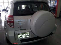 للبيع تويوتا RAV4 2010