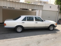 للبيع مرسيديس S class 1985