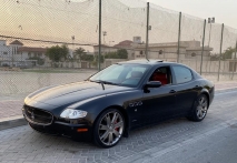 للبيع ميزراتي Quattroporte 2008