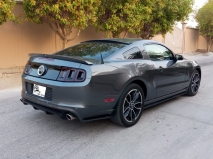 للبيع فورد Mustang  2013