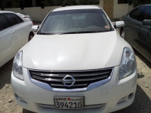 للبيع نيسان Altima 2011