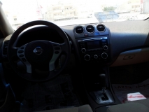 للبيع نيسان Altima 2011