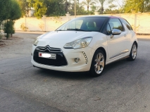 للبيع ستروين DS3 2013