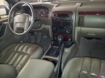 للبيع جيب Grand Cherokee 2000