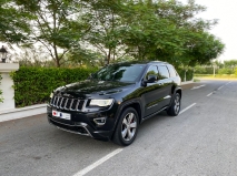 للبيع جيب Grand Cherokee 2015