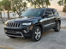 للبيع جيب Grand Cherokee 2015