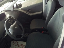 للبيع تويوتا Yaris 2011