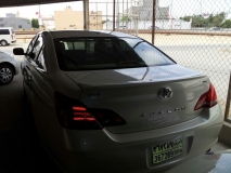 للبيع تويوتا Avalon 2010