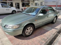 للبيع تويوتا camry 1999