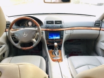 للبيع مرسيديس E class 2005