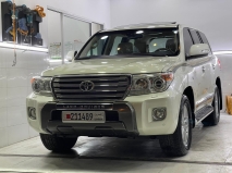 للبيع تويوتا Land Cruiser  2014