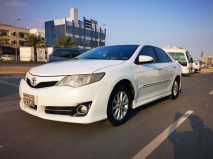 للبيع تويوتا camry 2013