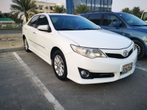 للبيع تويوتا camry 2013