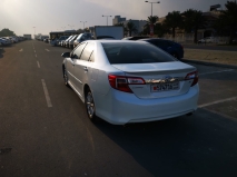 للبيع تويوتا camry 2013