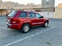 للبيع جيب Grand Cherokee 2010