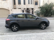 للبيع تويوتا RAV4 2017