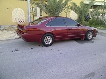 للبيع نيسان Altima 1990