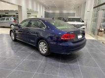 للبيع فولكس واجن Passat  2013