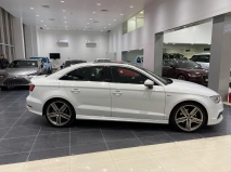 للبيع أودي A3 2015