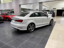 للبيع أودي A3 2015