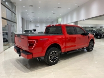 للبيع فورد F150 Truck 2021