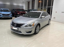 للبيع نيسان Altima 2013