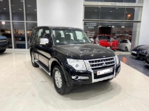 للبيع متسوبيشي Pajero 2016