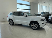 للبيع جيب Grand Cherokee 2016