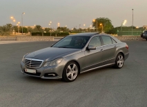 للبيع مرسيديس E class 2011