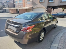 للبيع نيسان Altima 2015