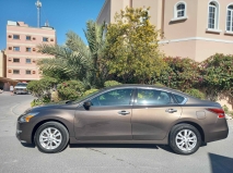 للبيع نيسان Altima 2015