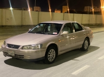 للبيع تويوتا camry 2002