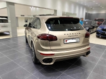 للبيع بورش Cayenne GTS  2016