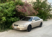 للبيع تويوتا camry 1999